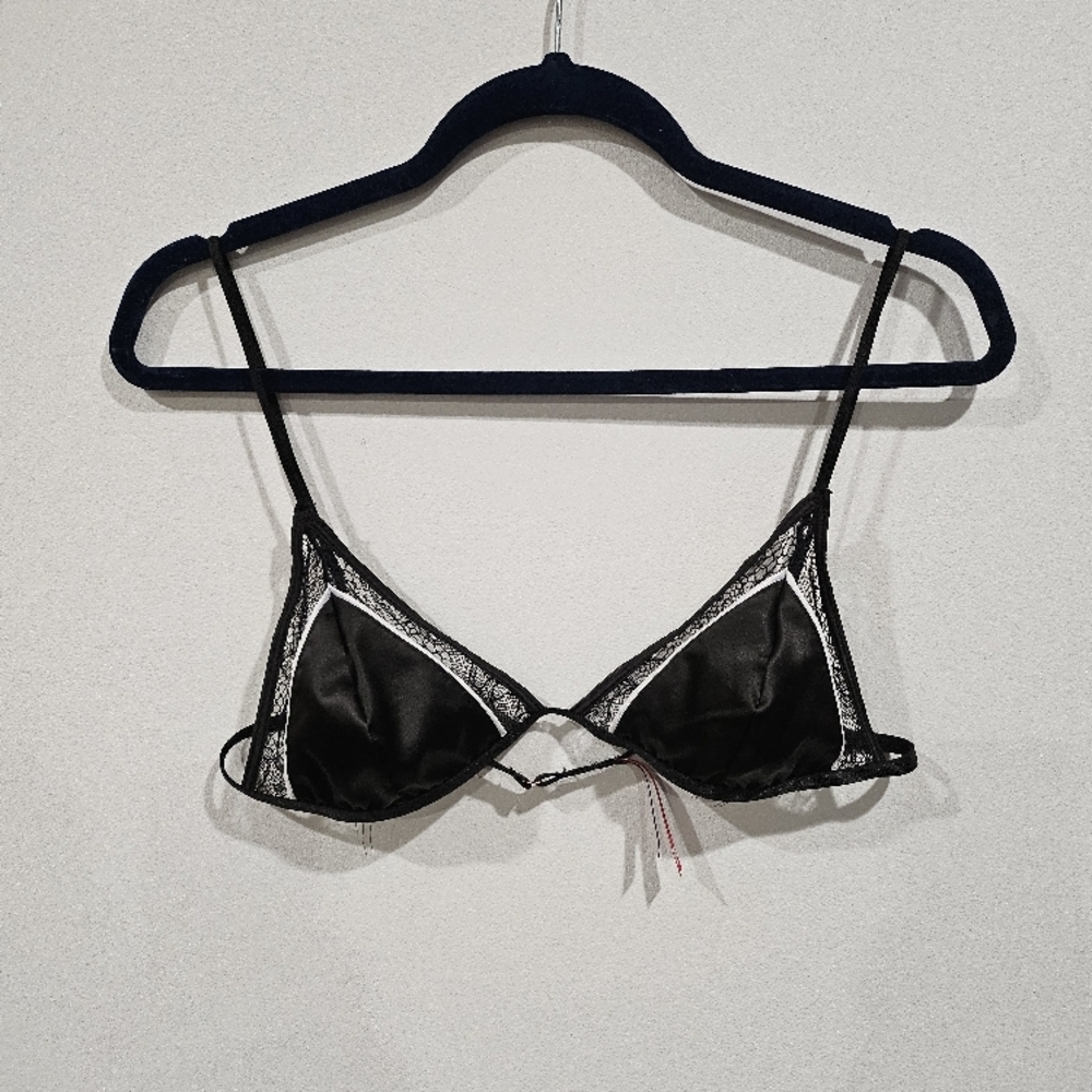 Lace and Satin 2-piece lingerie set